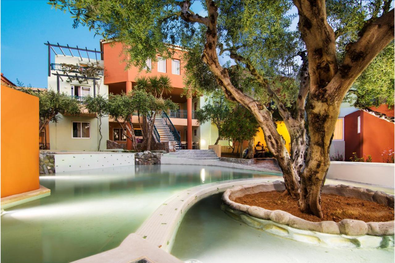 Stefan Village Hotel Agia Marina Exterior foto