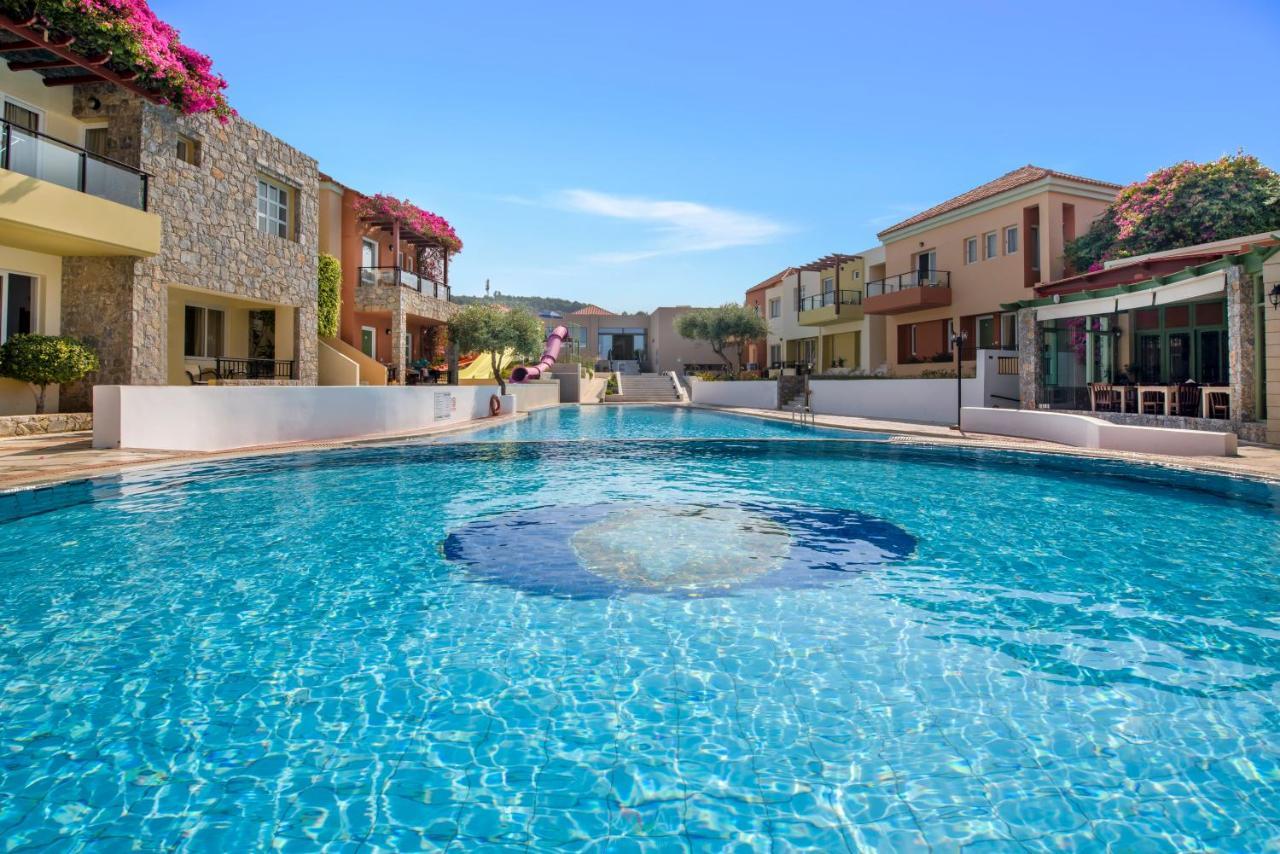 Stefan Village Hotel Agia Marina Exterior foto