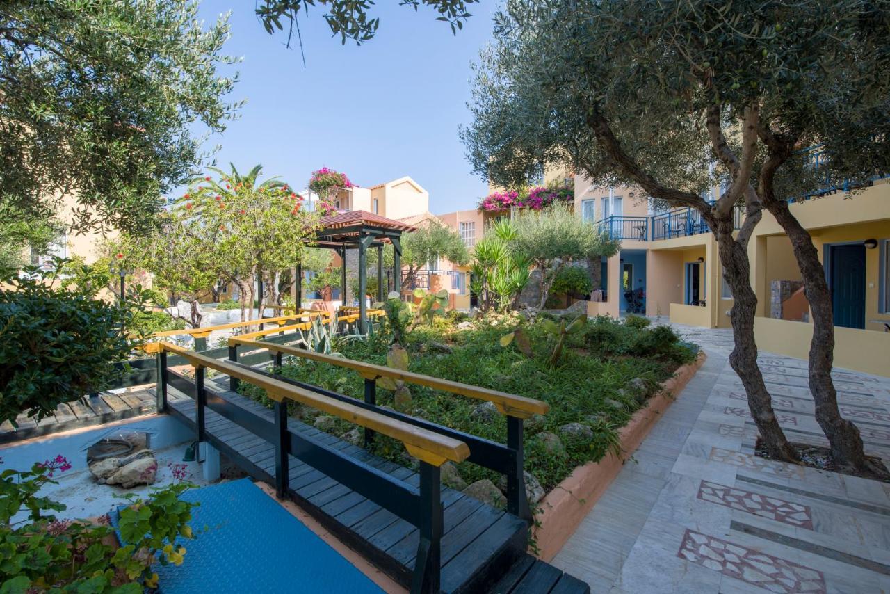 Stefan Village Hotel Agia Marina Exterior foto
