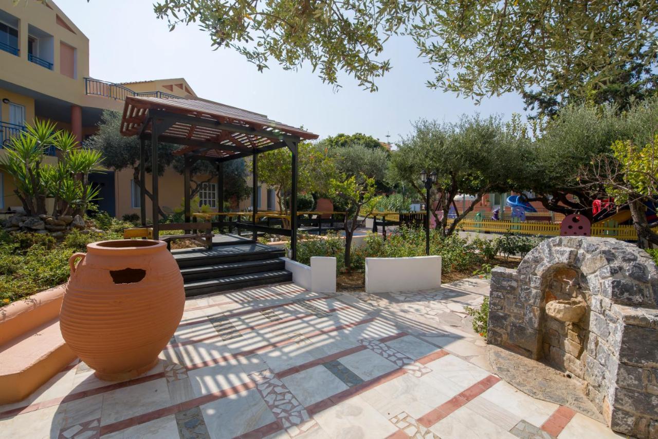 Stefan Village Hotel Agia Marina Exterior foto